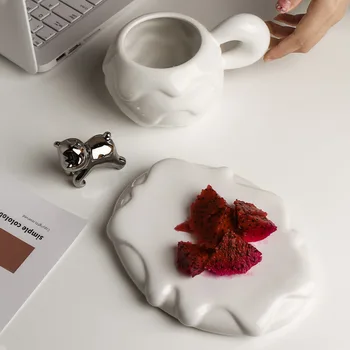  3d Hayvan Seramik Fincan ve çay tabağı Yaratıcı Ayı Kabartmalı kulplu fincan El Yapımı Kahvaltı Kupa Çilek Süt Verre Bir Milkshake
