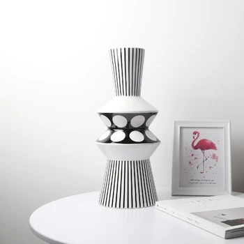  Iskandinav Geometrik Seramik Vazo Siyah ve Beyaz Şişe İskandinav Modern Ev Masa Dekorasyon oturma odası masası Tezgah Vazolar