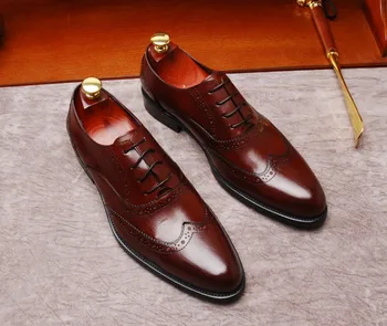  İtalyan retro oyma erkek ayakkabıları İngiliz tarzı erkek ış elbise sivri deri ayakkabı deri gelgit ayakkabı Ofis iş ayakkabısı