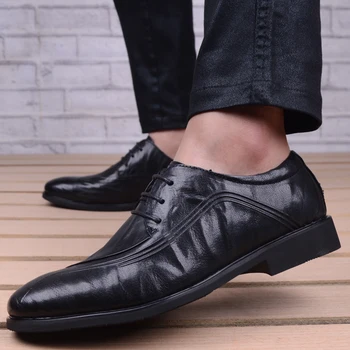  Klasik Iş erkek Elbise Ayakkabı Moda Zarif Resmi Düğün Ayakkabı Erkekler Dantel up Ofis Oxford Ayakkabı Erkekler ıçin Lüks erkek ayakkabısı