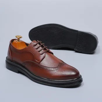  Kore Versiyonu Rahat Basit Sivri Ayakkabı İngiliz Tarzı Iş Elbise Ayakkabı Erkekler Resmi Dantel Up Oxfords Ayakkabı Üç Renk