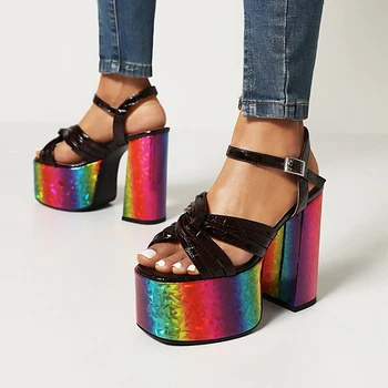  Krazing Pot takozlar renkli ayakkabı mikrofiber süper yüksek topuklu toka sapanlar kare ayak gece kulübü seksi Internet yıldız sandalet l6f3