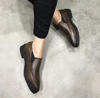  Moda erkek PU deri Slip On Casual ayakkabı düşük topuklu sivri burun siyah kahve A39