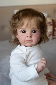  NPK 24 İNÇ El Yapımı Yüksek Kalite Reborn Yürümeye Başlayan Maggie Detaylı Gerçekçi El-köklü kahverengi saç bebe reborn