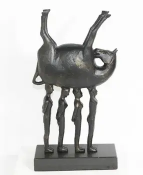  Sanat El Sanatları Heykeli İskandinav hayvan heykel ev Sundurma dökme demir mermer başarılı bir masaüstü mermer at yumuşak dekorasyon
